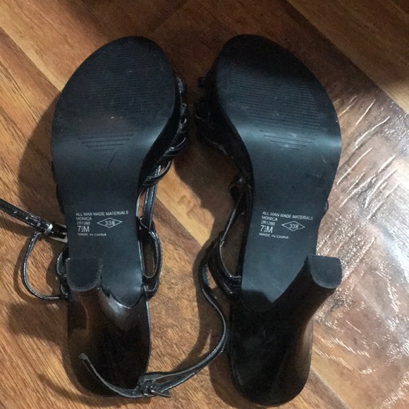 Rampage Black heels - Picture 2 of 4